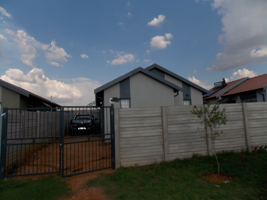 3 Bedroom Property for Sale in Sky City Gauteng