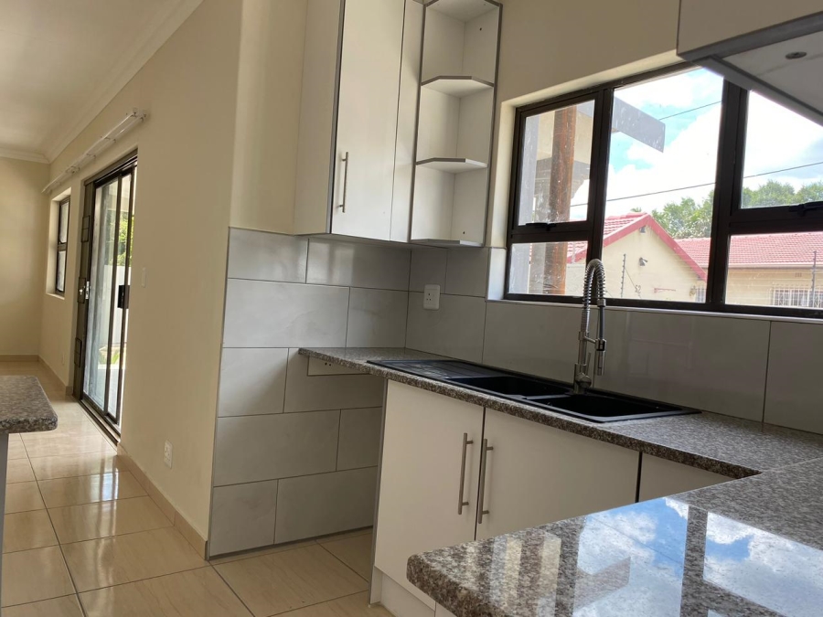 4 Bedroom Property for Sale in Highway Gardens Gauteng