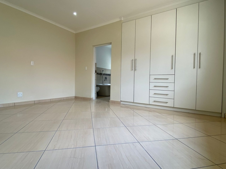 4 Bedroom Property for Sale in Highway Gardens Gauteng