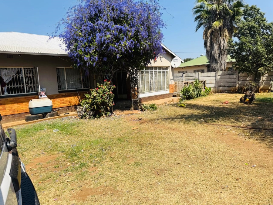 To Let 3 Bedroom Property for Rent in Gezina Gauteng