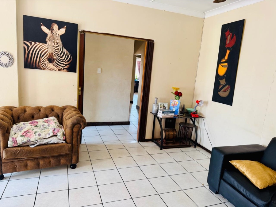 To Let 3 Bedroom Property for Rent in Gezina Gauteng