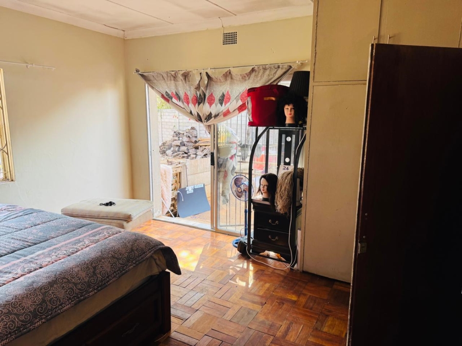 To Let 3 Bedroom Property for Rent in Gezina Gauteng