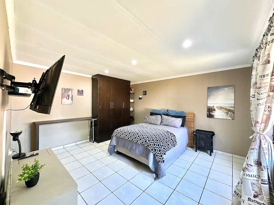 4 Bedroom Property for Sale in Van Dyk Park Gauteng