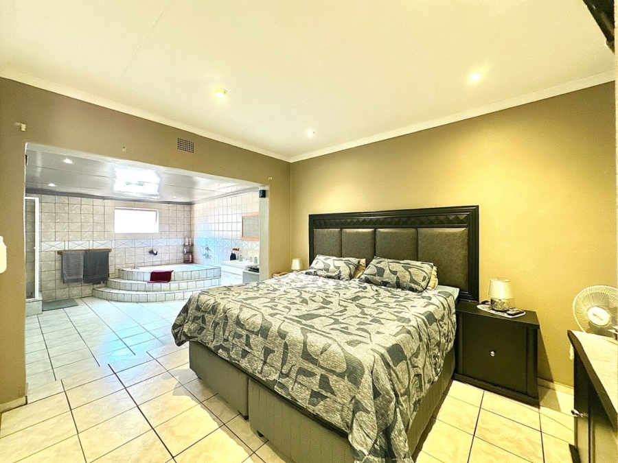 4 Bedroom Property for Sale in Van Dyk Park Gauteng