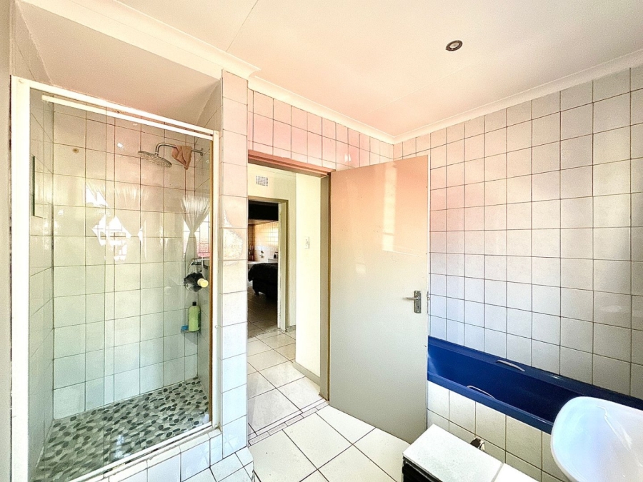 4 Bedroom Property for Sale in Van Dyk Park Gauteng