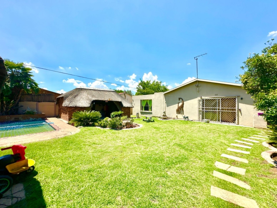 4 Bedroom Property for Sale in Van Dyk Park Gauteng