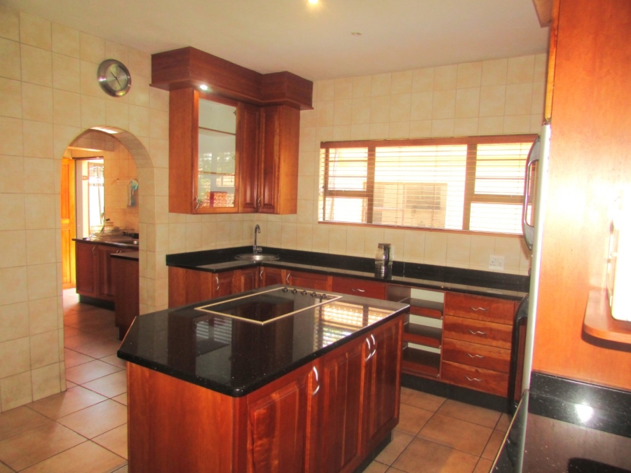 5 Bedroom Property for Sale in Vanderbijlpark SE 4 Gauteng