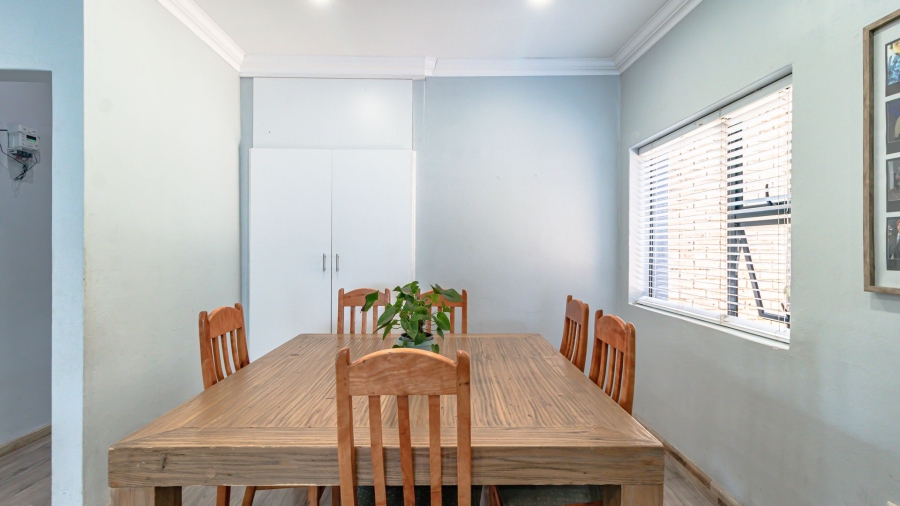 3 Bedroom Property for Sale in Lakeside Village Gauteng