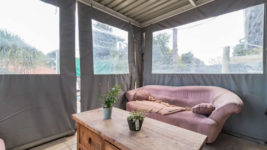 3 Bedroom Property for Sale in Lakeside Village Gauteng