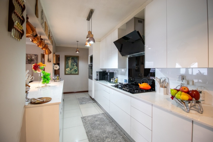 4 Bedroom Property for Sale in New Redruth Gauteng