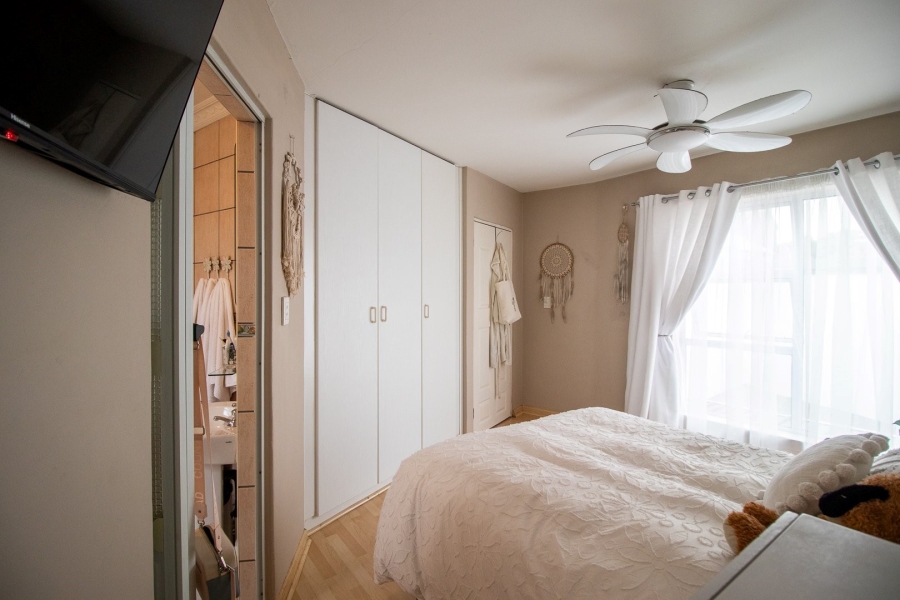 4 Bedroom Property for Sale in New Redruth Gauteng