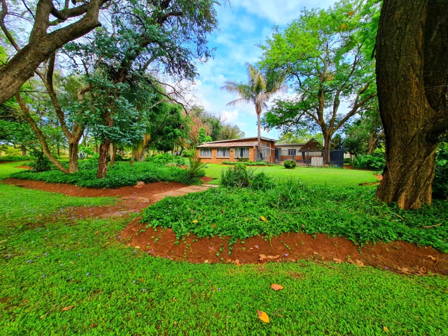 Commercial Property for Sale in Vasfontein AH Gauteng