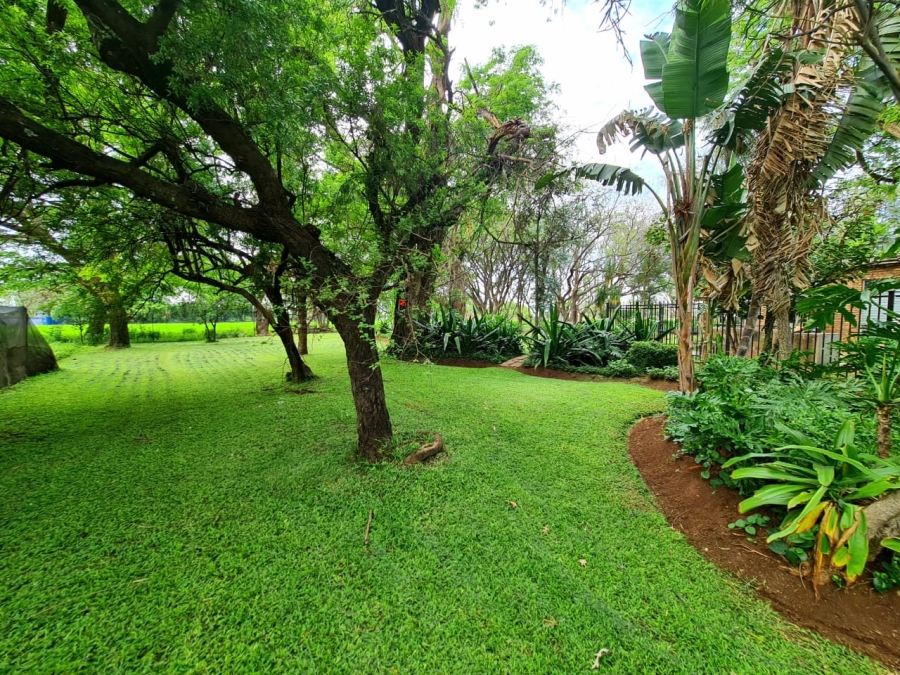 Commercial Property for Sale in Vasfontein AH Gauteng