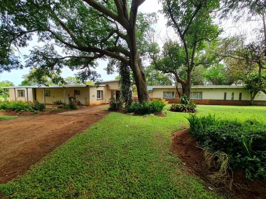 Commercial Property for Sale in Vasfontein AH Gauteng