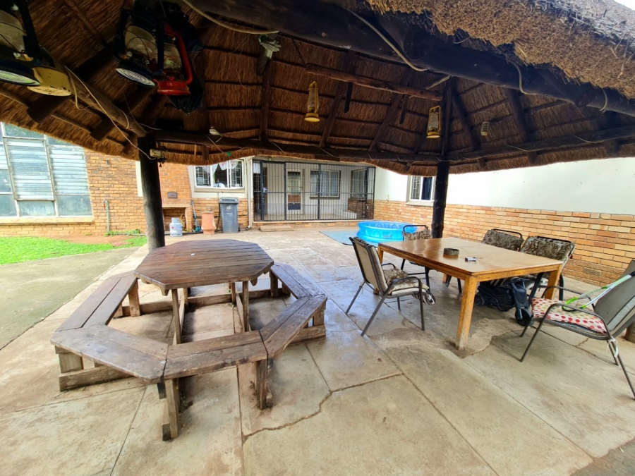 Commercial Property for Sale in Vasfontein AH Gauteng