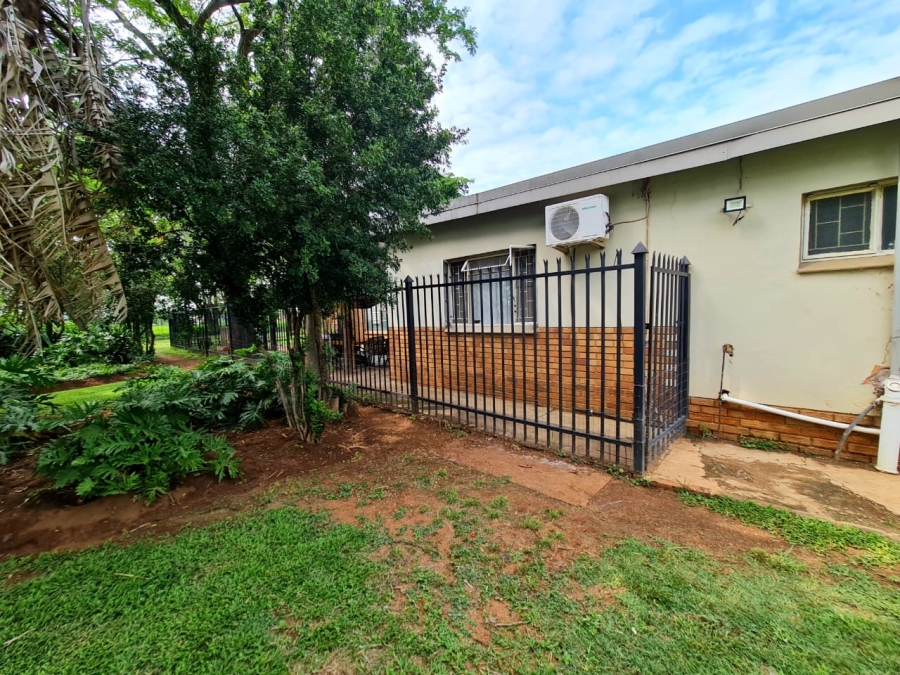 Commercial Property for Sale in Vasfontein AH Gauteng