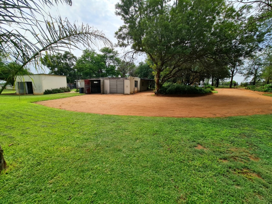 Commercial Property for Sale in Vasfontein AH Gauteng