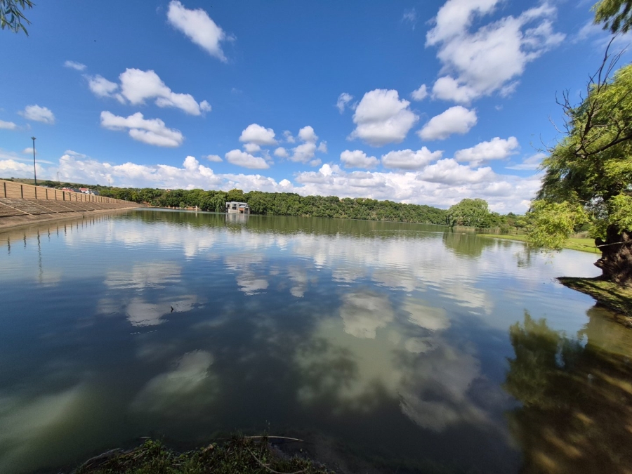 To Let 3 Bedroom Property for Rent in Waterlake Farm Lifestyle Estate Gauteng