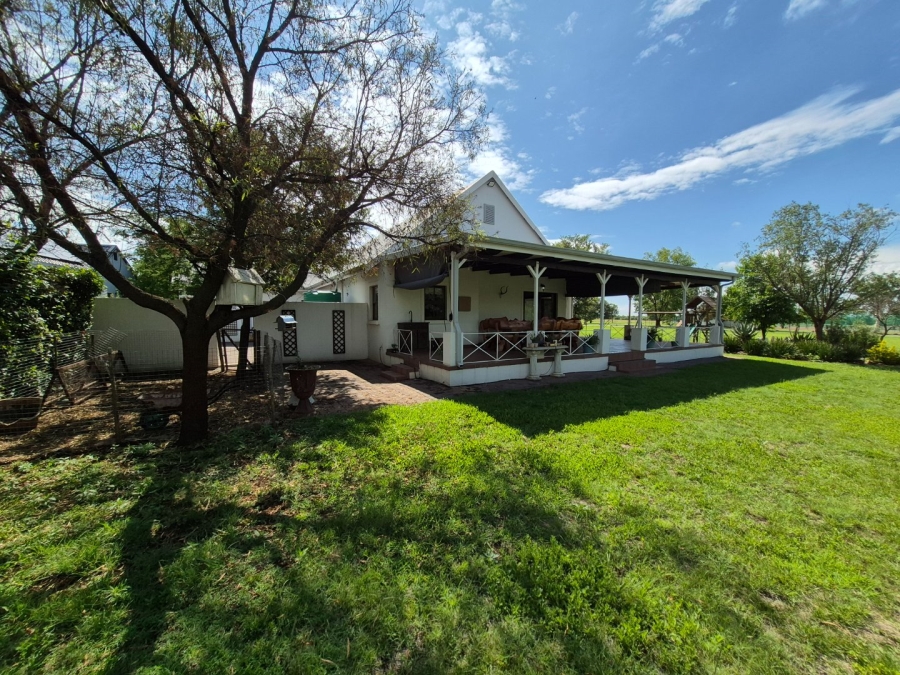 To Let 3 Bedroom Property for Rent in Waterlake Farm Lifestyle Estate Gauteng