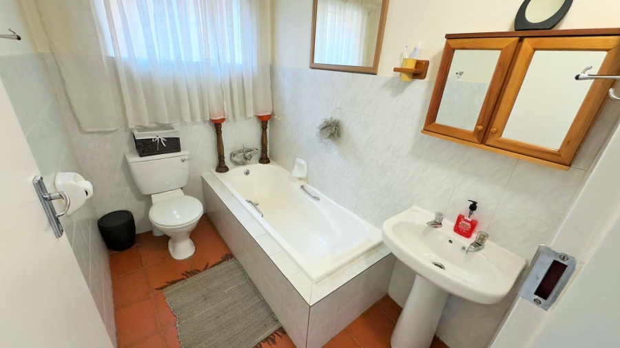 3 Bedroom Property for Sale in Hennopspark Gauteng