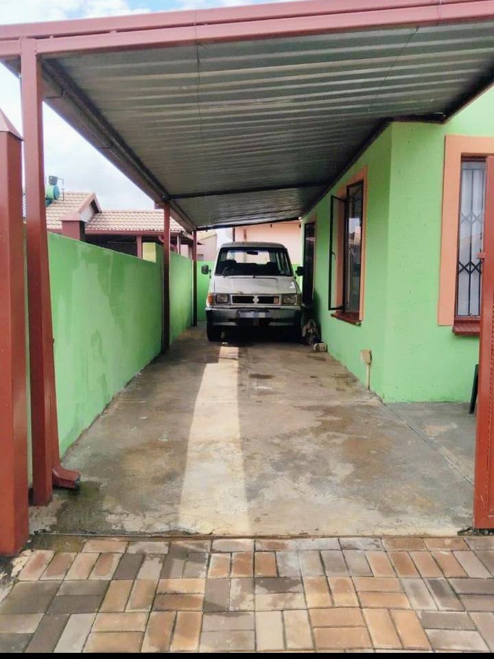 2 Bedroom Property for Sale in Soshanguve East Ext 6 Gauteng