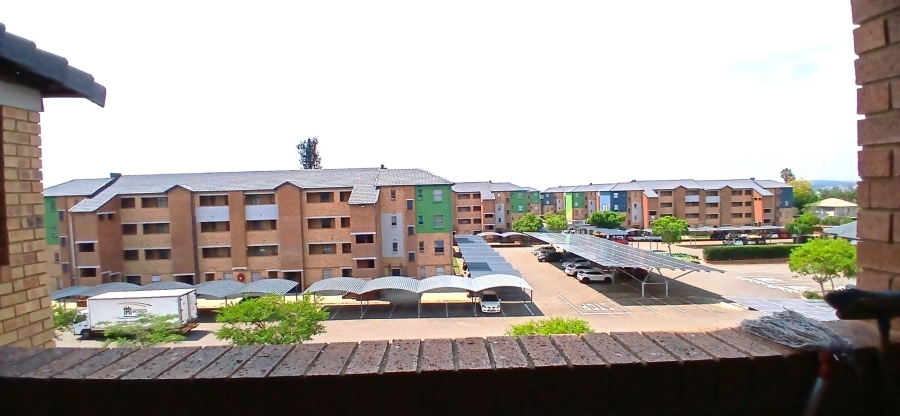 2 Bedroom Property for Sale in Heuweloord Gauteng