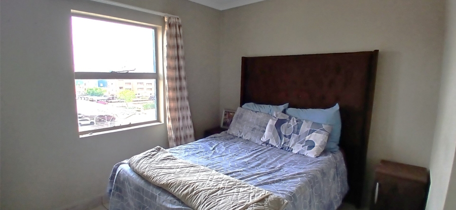 2 Bedroom Property for Sale in Heuweloord Gauteng