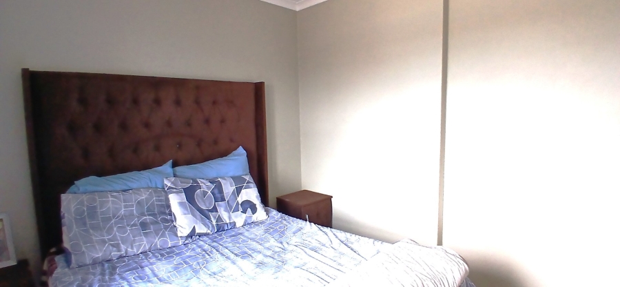 2 Bedroom Property for Sale in Heuweloord Gauteng