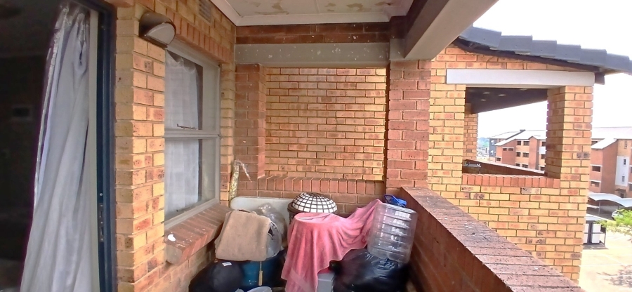 2 Bedroom Property for Sale in Heuweloord Gauteng