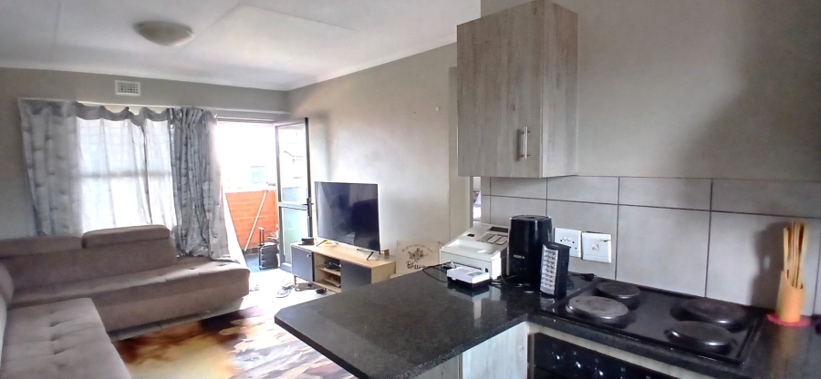 2 Bedroom Property for Sale in Heuweloord Gauteng