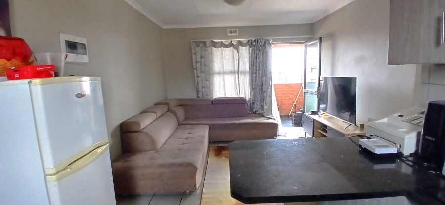2 Bedroom Property for Sale in Heuweloord Gauteng