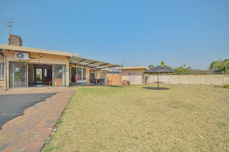 4 Bedroom Property for Sale in Selcourt Gauteng