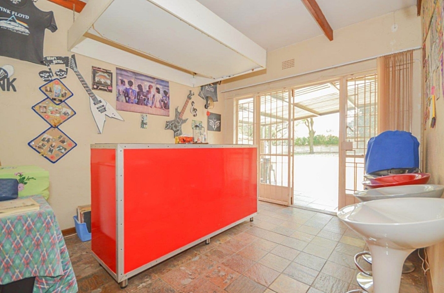 4 Bedroom Property for Sale in Selcourt Gauteng