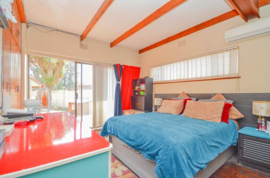 4 Bedroom Property for Sale in Selcourt Gauteng