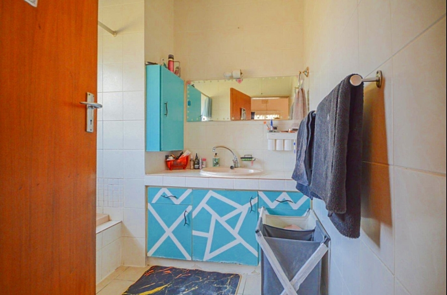 4 Bedroom Property for Sale in Selcourt Gauteng