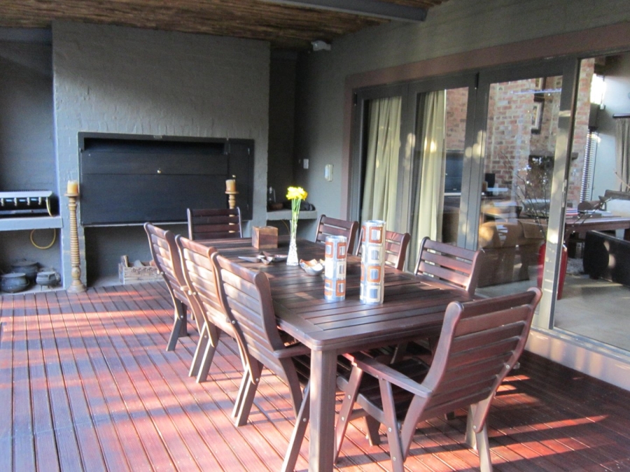 4 Bedroom Property for Sale in Olympus AH Gauteng