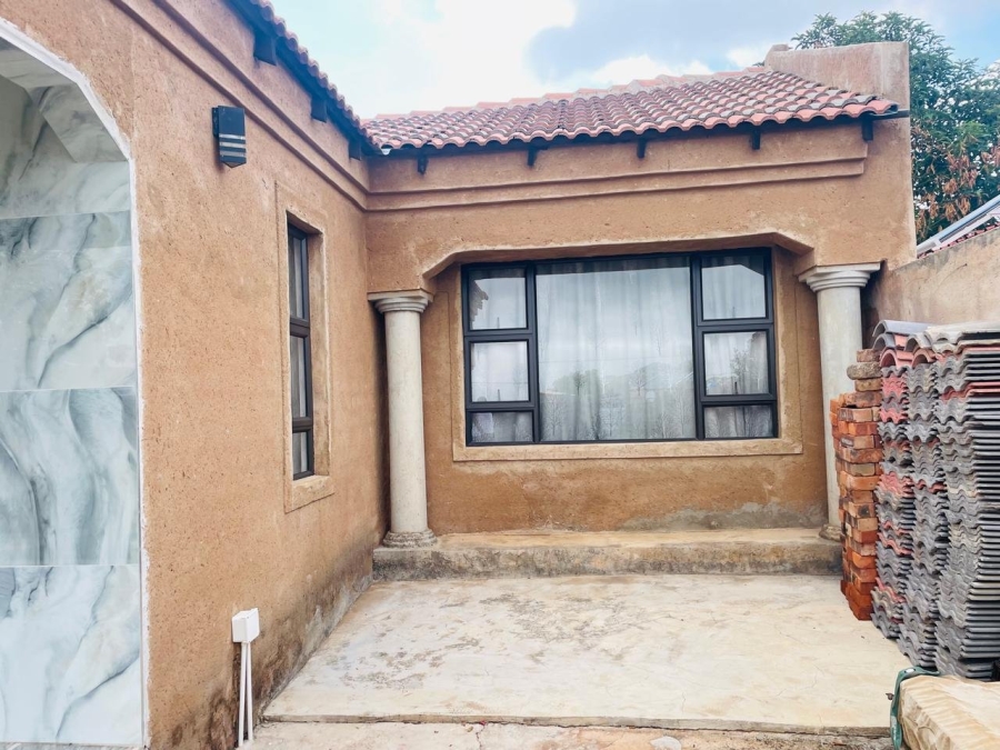 2 Bedroom Property for Sale in Ga-Rankuwa Unit 23 Gauteng