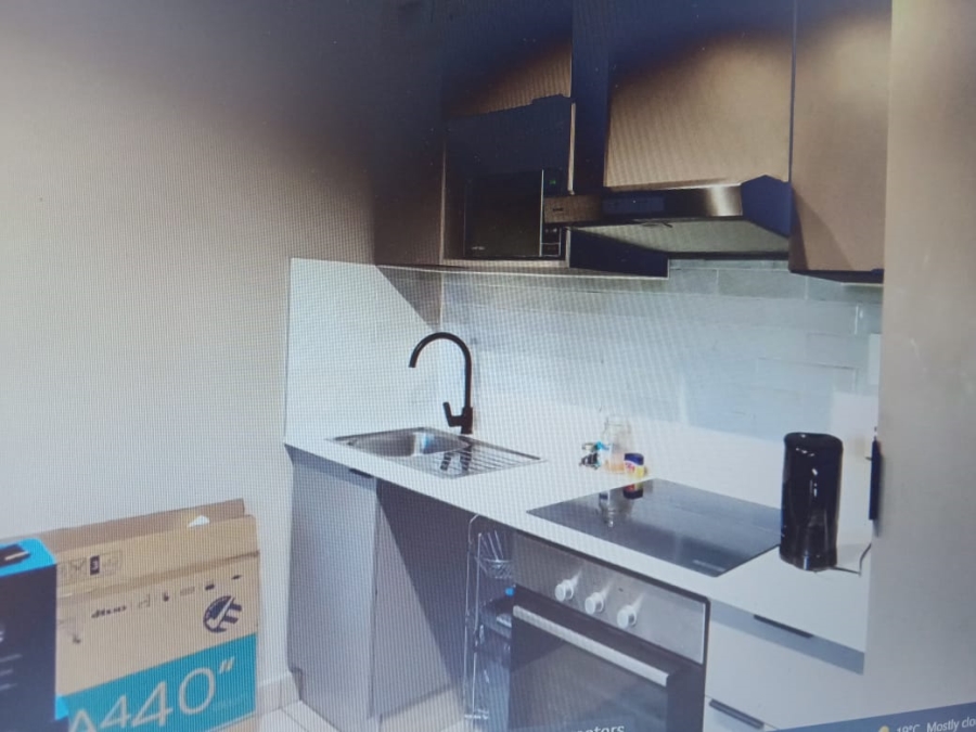 1 Bedroom Property for Sale in Bedfordview Gauteng