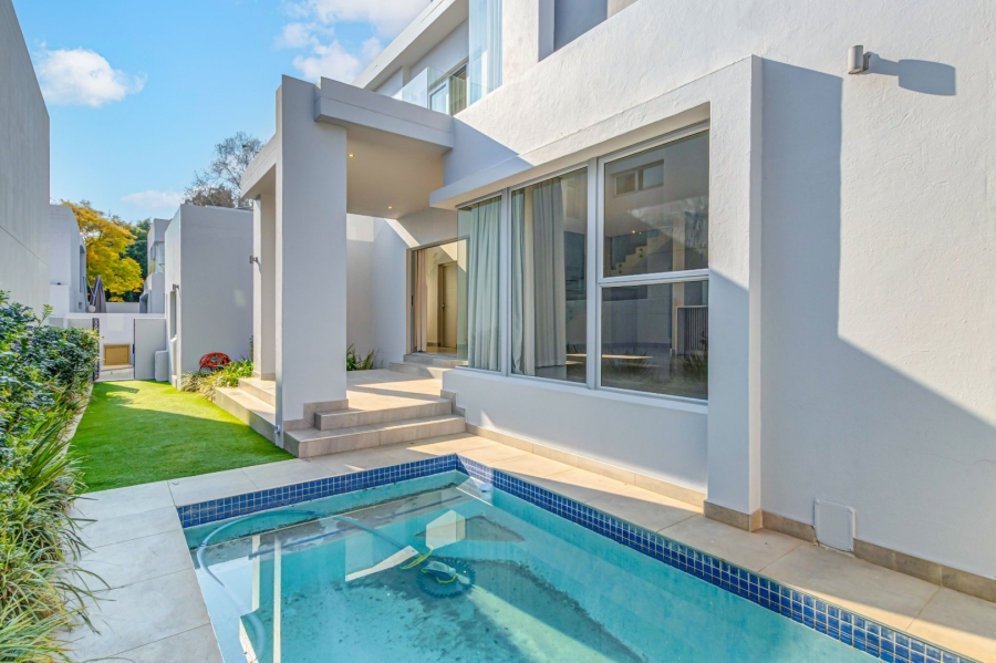 3 Bedroom Property for Sale in Bryanston Gauteng