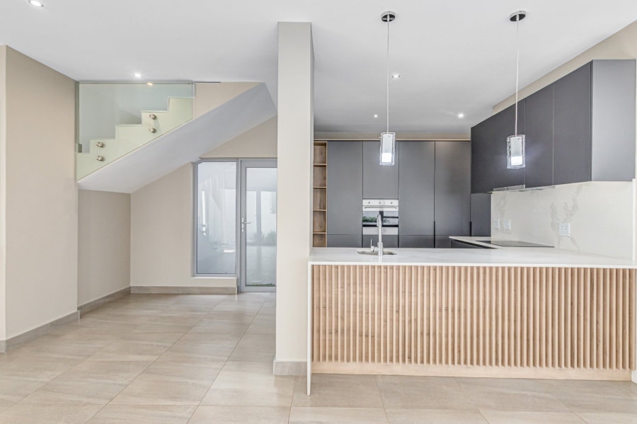 3 Bedroom Property for Sale in Bryanston Gauteng