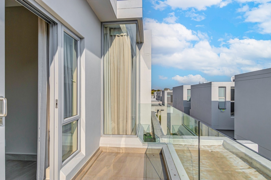 3 Bedroom Property for Sale in Bryanston Gauteng