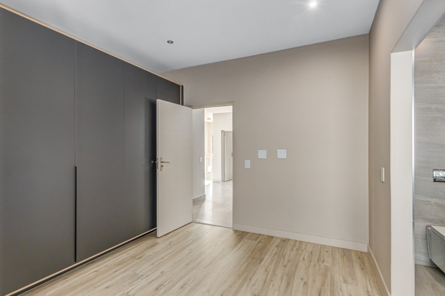 3 Bedroom Property for Sale in Bryanston Gauteng