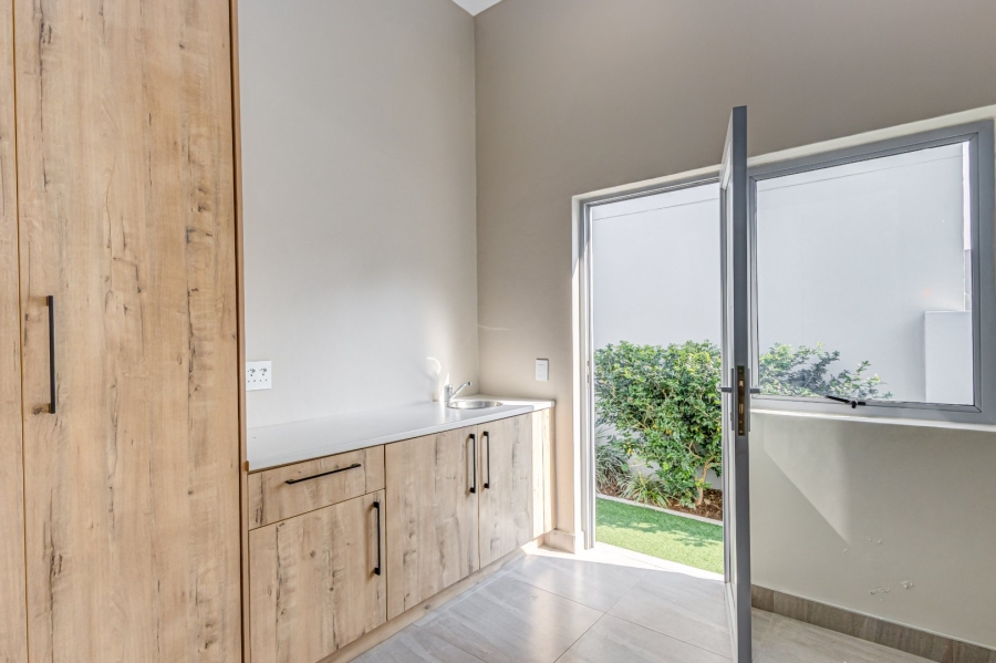 3 Bedroom Property for Sale in Bryanston Gauteng