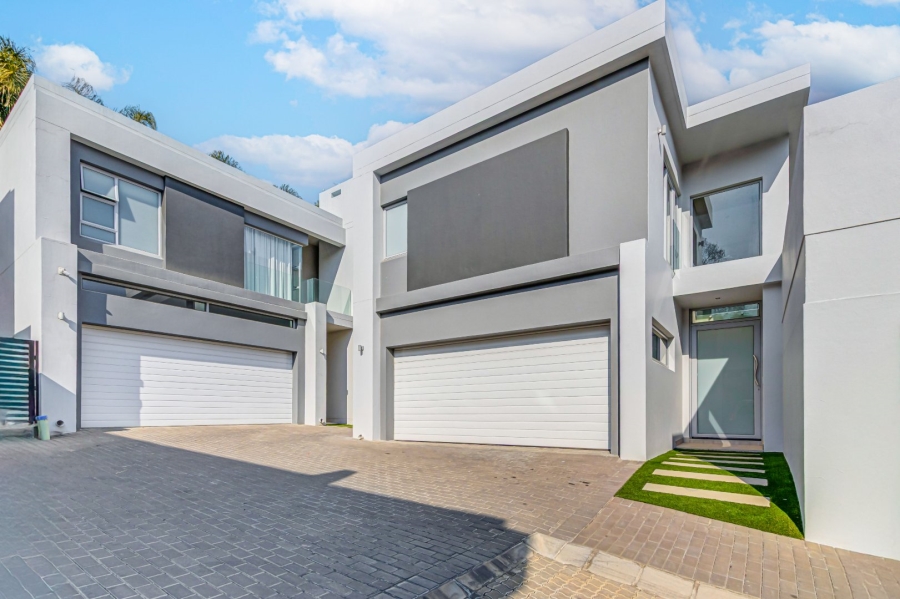 3 Bedroom Property for Sale in Bryanston Gauteng