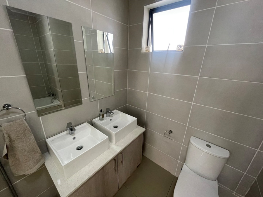 2 Bedroom Property for Sale in Bryanston Gauteng