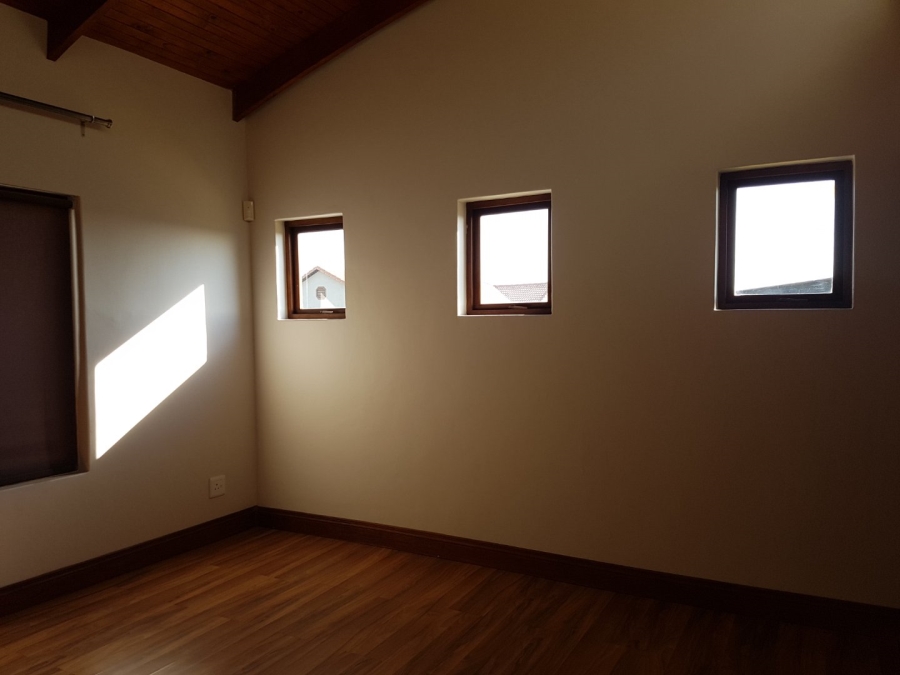 To Let 4 Bedroom Property for Rent in Olympus AH Gauteng