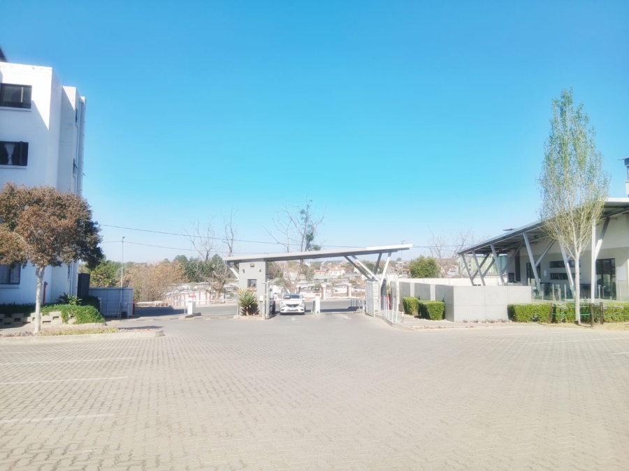 3 Bedroom Property for Sale in Broadacres Gauteng