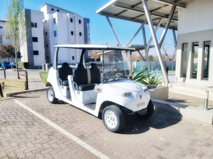 3 Bedroom Property for Sale in Broadacres Gauteng