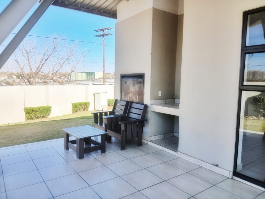3 Bedroom Property for Sale in Broadacres Gauteng
