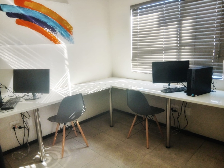 3 Bedroom Property for Sale in Broadacres Gauteng